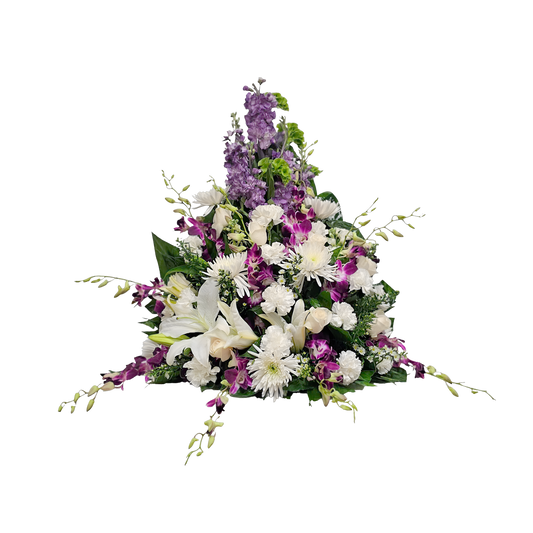 AR-17 Arreglo funeral de rosas, claveles, spiders, lirios, orquídeas, stocks y campana de Irlanda