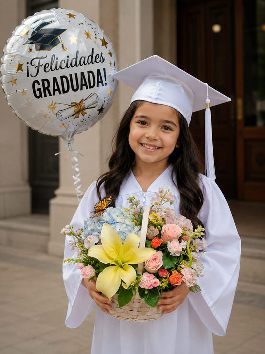 AG-1 Arreglo de graduación de rosas, hortensias, lirios, claveles, solidago, mariposa y globo