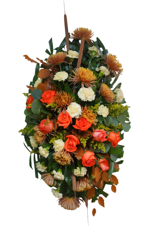 CFL-10 Corona de rosas, cat tails, claveles y spiders